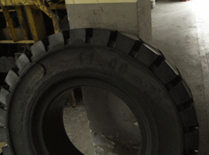 广州市码头堆场拖挂车实心轮胎11.00 12实心轮胎朗琴厂家直销