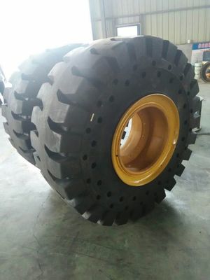 载重橡胶实心轮胎 强力防扎轮胎 高耐磨防刺轮胎