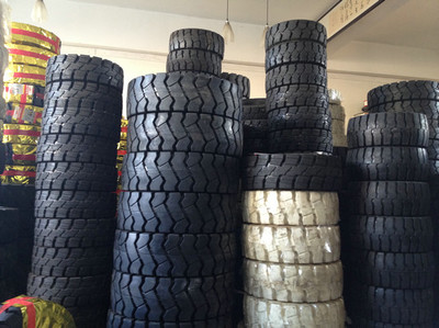 沈阳实心轮胎专卖-沈阳众慧成机械设备销售提供沈阳实心轮胎专卖的相关介绍、产品、服务、图片、价格沈阳叉车充气轮胎价格