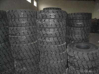 四川成都实心轮胎 叉车轮胎 工程钢圈